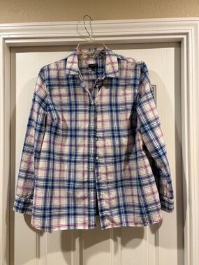 Talbots Plaid Button-Up Shirt size LP excellent condition